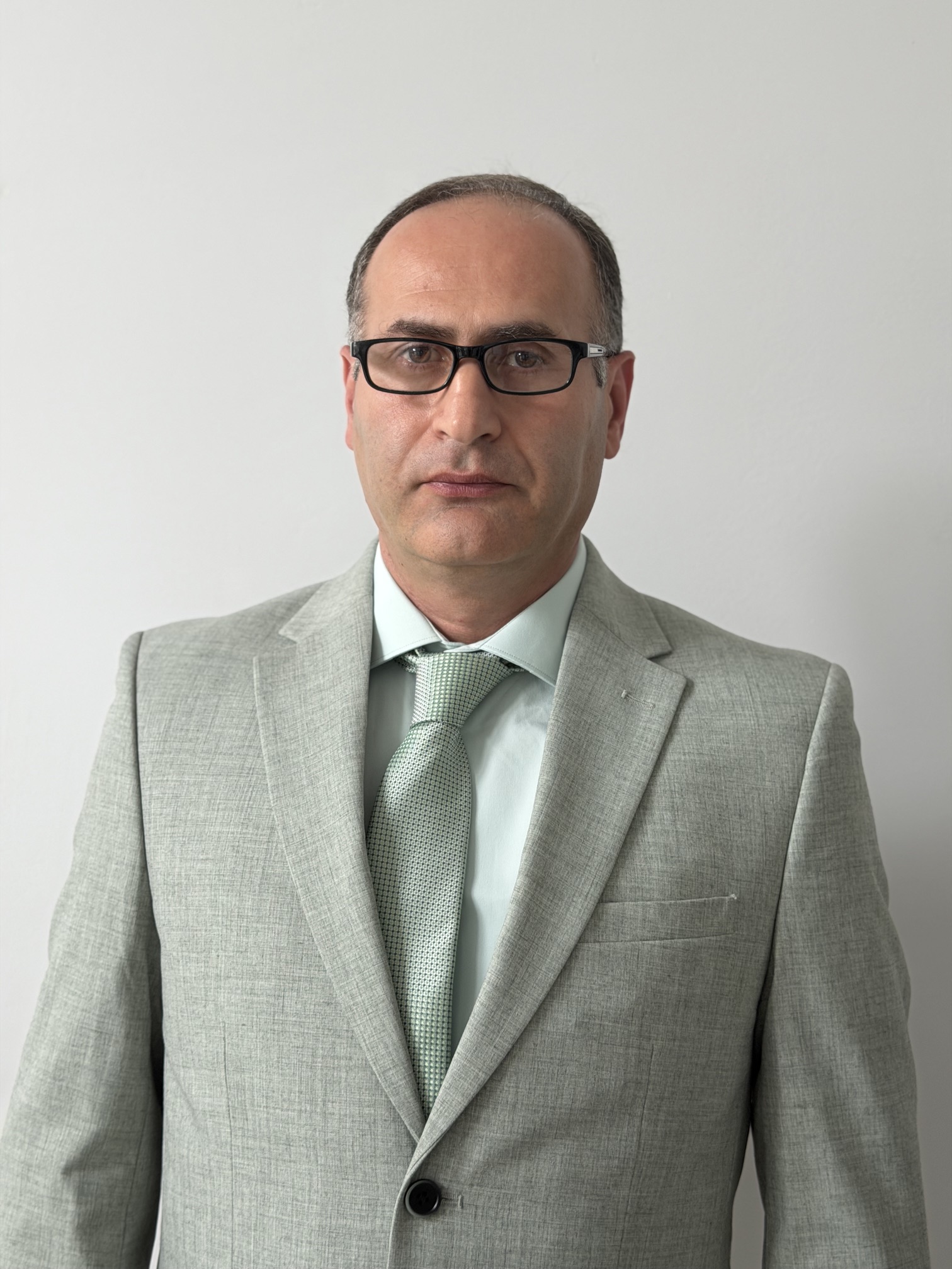 Dr. Erik Grig